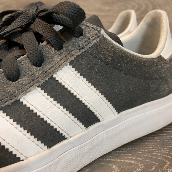 Adidas Original Iconic Sneakers Grey Suede - Picture 3 of 6